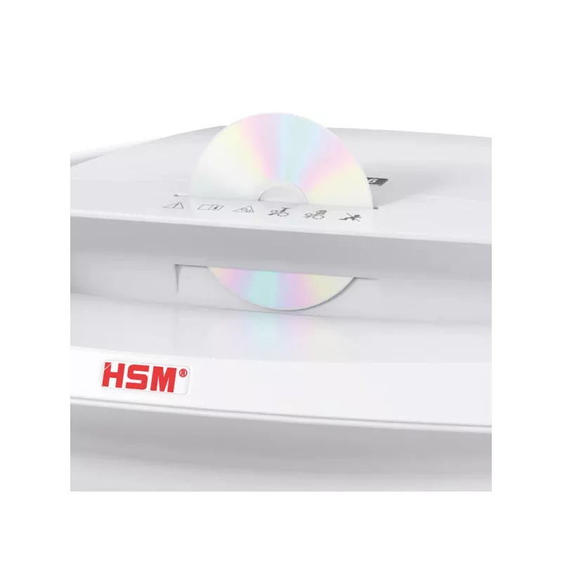 Insertion d’un CD dans l’ouverture du B32