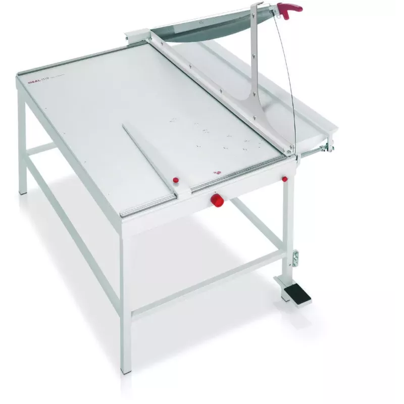 IDEAL 1110 sur pied avec grand plateau et commande de maintien par pédale