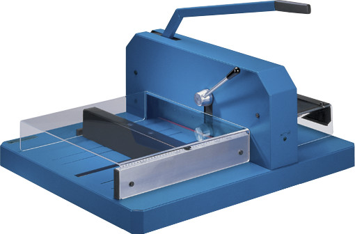 DAHLE 848, vue 1 du massicot et de ses équipements, référence 00848-21166